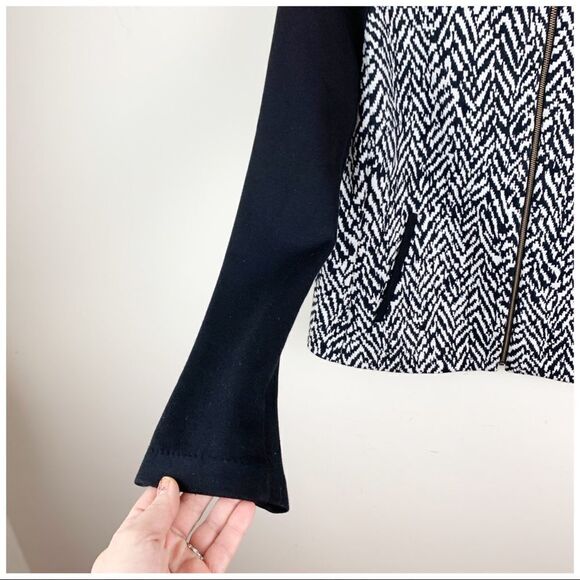 Talbots B/W Herringbone Zip Front Cropped‎ Jacket Black Sleeves Sz 8 - Picture 3 of 10